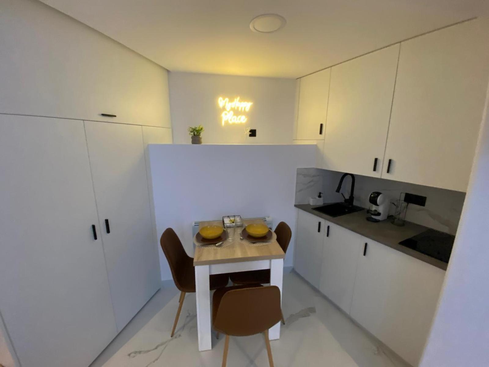 Apartamentos Triple M Малпика Екстериор снимка